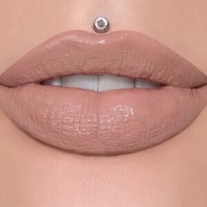 JEFFREE STAR COSMETICS Supreme Gloss Lip Gloss BLOW MY CANDLES Peachy Light Nude